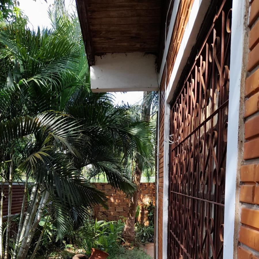 La Casita Apartment Puerto Iguazu Bagian luar foto