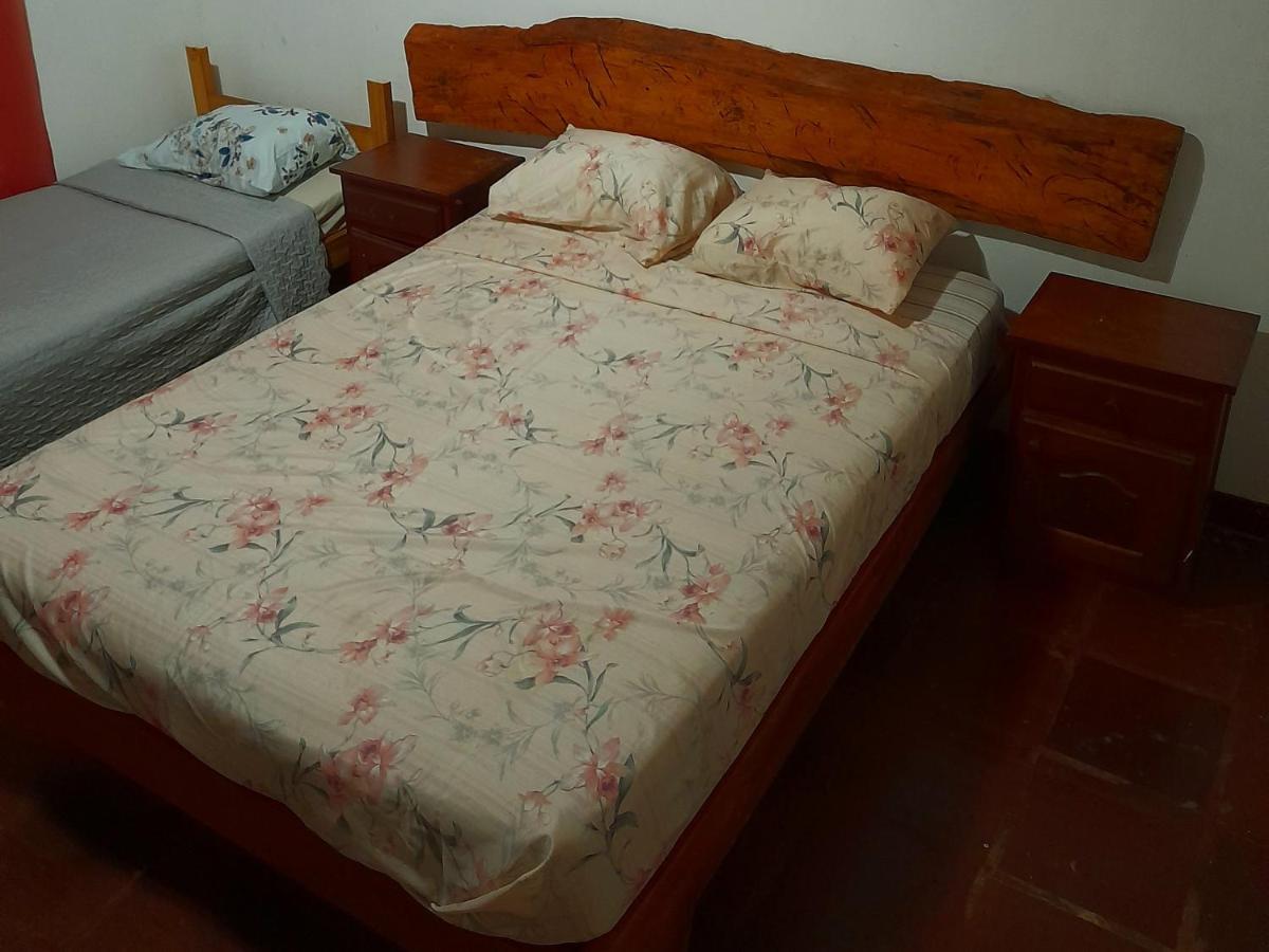 La Casita Apartment Puerto Iguazu Bagian luar foto